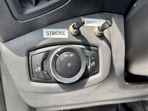 Used 2016 Ford Transit Connect XL FWD image 17