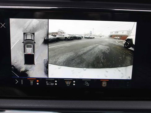 Certified 2024 GMC Sierra 1500 AT4 w/ Technology Package image 25