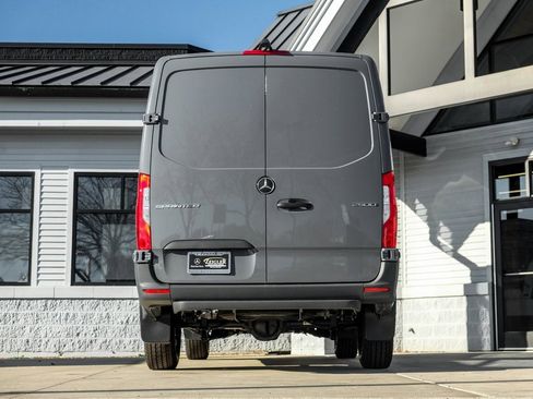 New 2026 Mercedes-Benz Sprinter 2500 image 8