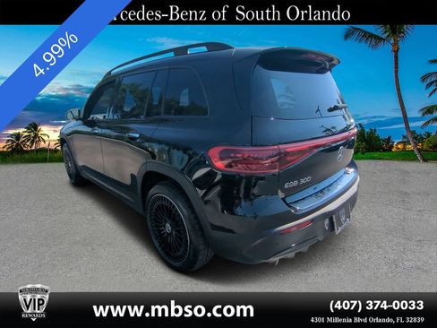 Certified 2024 Mercedes-Benz EQB 300 4MATIC image 18