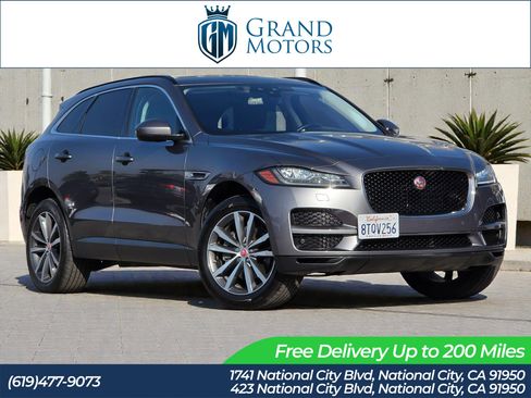 Used 2017 Jaguar F-PACE Prestige image 1