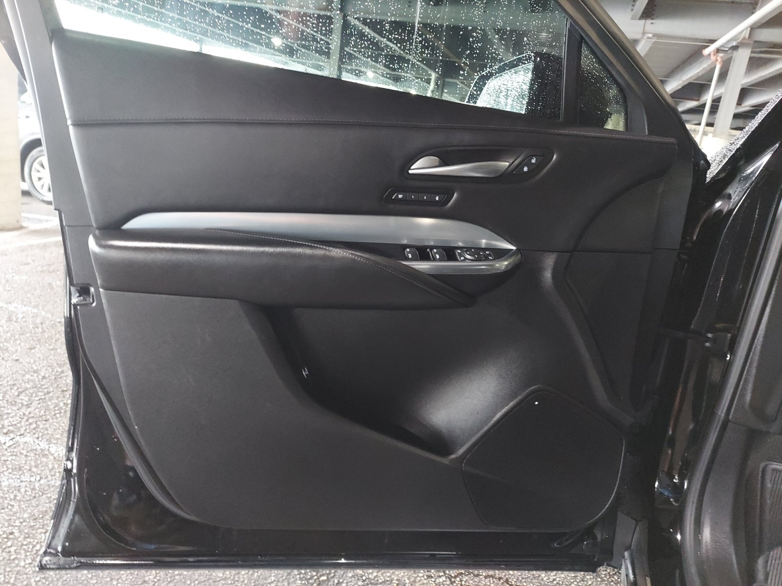 Used 2022 Cadillac XT4 Premium Luxury w/ LPO, Radiant Package AWD/4WD image 27
