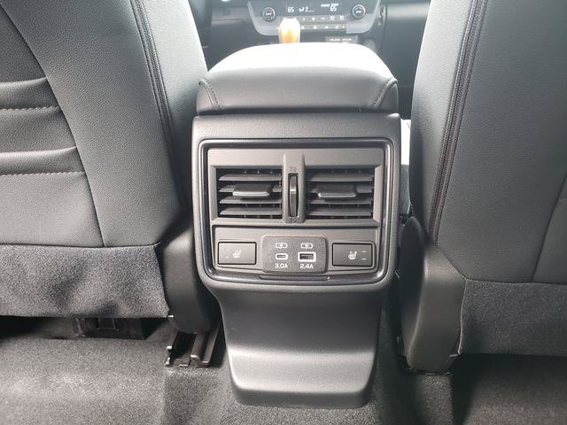 Used 2026 Subaru Outback Wilderness AWD/4WD image 13