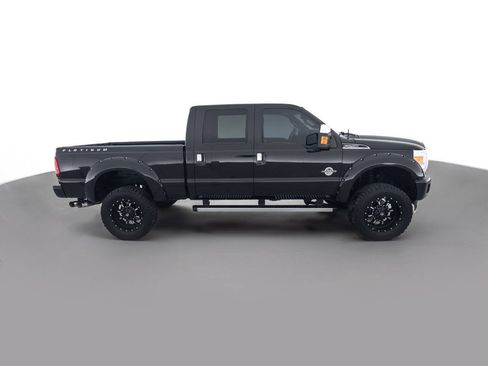 Used 2015 Ford F250 Platinum w/ FX4 Off-Road Package AWD/4WD image 4