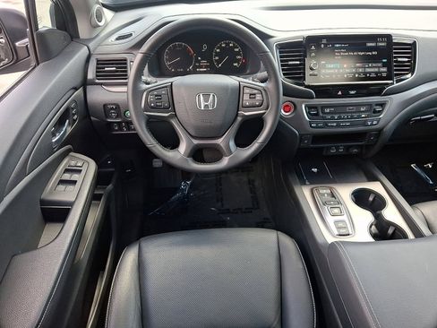 Used 2025 Honda Ridgeline RTL image 11