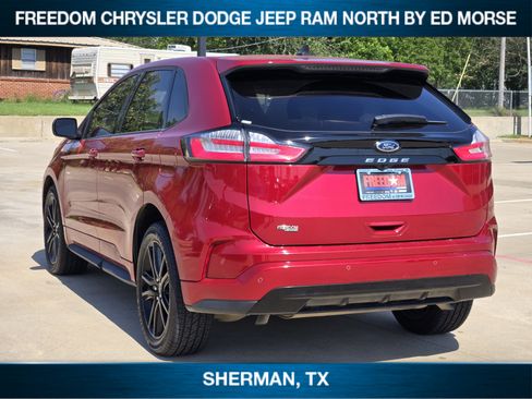 Used 2022 Ford Edge ST-Line AWD/4WD image 4