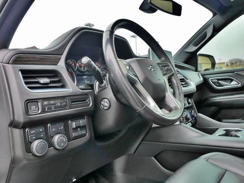 Used 2021 Chevrolet Tahoe Z71 w/ Z71 Signature Package image 24