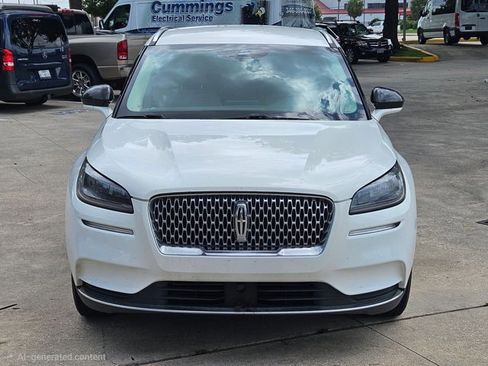 Used 2021 Lincoln Corsair FWD w/ Equipment Group 101A image 2