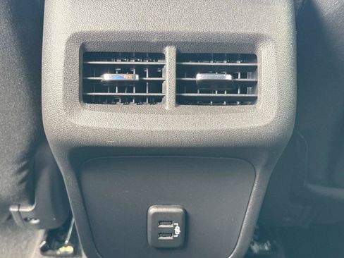 Used 2019 GMC Terrain SLE FWD image 16