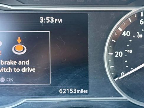 Used 2020 Nissan Versa SV image 20