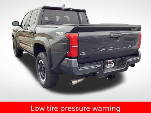 Used 2024 Toyota Tacoma TRD Off-Road image 8