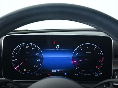 Used 2023 Mercedes-Benz C 300 Sedan image 11