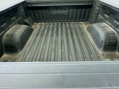 Used 2025 GMC Sierra 1500 AT4 image 30