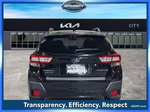 Used 2019 Subaru Crosstrek 2.0i Premium image 4