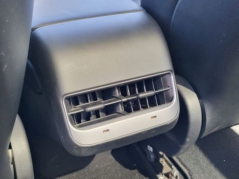 Used 2020 Tesla Model 3 Long Range image 24