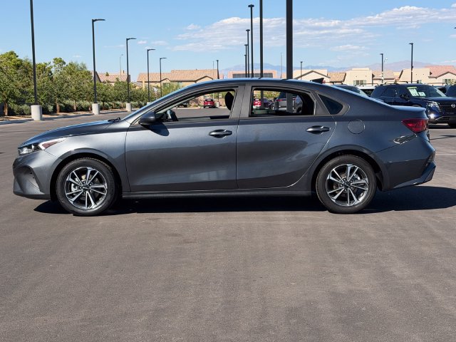 Used 2024 Kia Forte LXS FWD image 3
