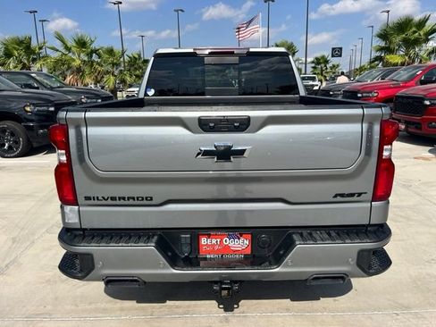 Used 2025 Chevrolet Silverado 1500 RST AWD/4WD image 5