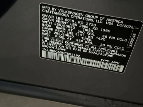 Used 2022 Volkswagen Atlas SE image 26