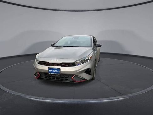 Used 2023 Kia Forte GT-Line FWD image 3