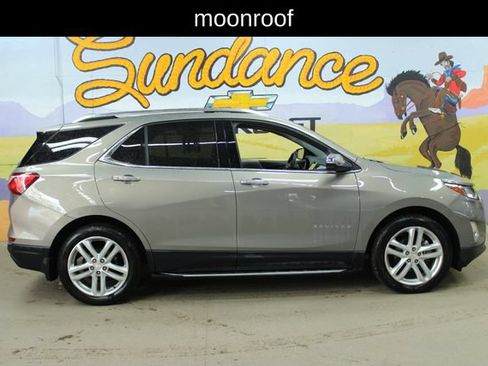 Used 2018 Chevrolet Equinox Premier AWD/4WD image 1