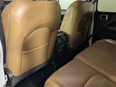 Used 2023 Jeep Wrangler Unlimited Sahara w/ Cold Weather Group image 26