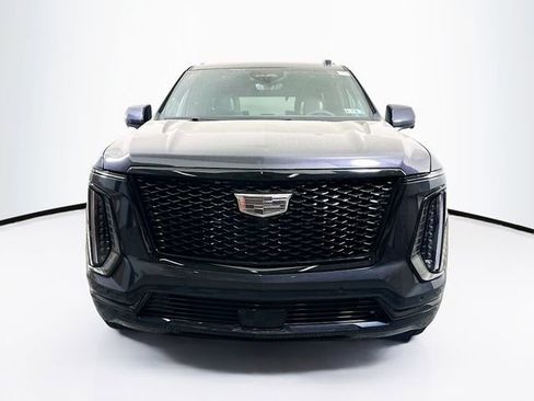 New 2026 Cadillac Escalade Platinum Sport w/ LPO, ONYX Package AWD/4WD image 2