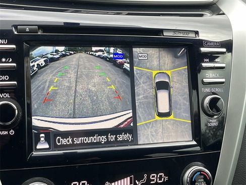 Used 2017 Nissan Murano Platinum w/ Platinum Technology Package image 32