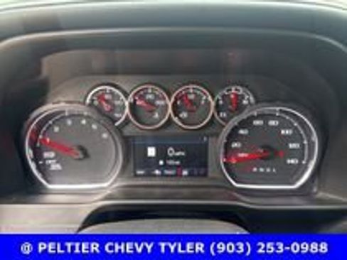 Used 2021 Chevrolet Silverado 1500 LTZ w/ LTZ Premium Package AWD/4WD image 17