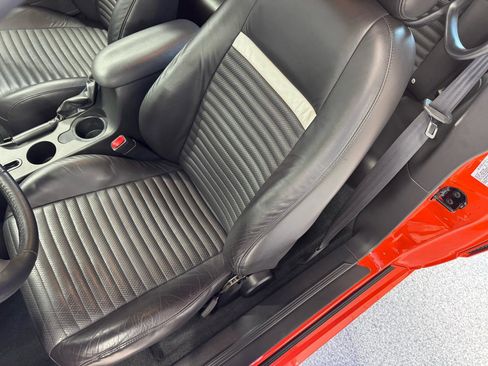 Used 2004 Ford Mustang Mach 1 RWD image 44