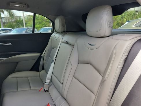 Used 2020 Cadillac XT4 Premium Luxury FWD image 11
