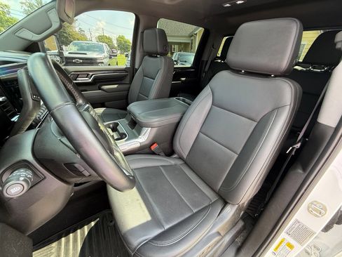 Used 2024 Chevrolet Silverado 2500 LTZ w/ LTZ Premium Package AWD/4WD image 11