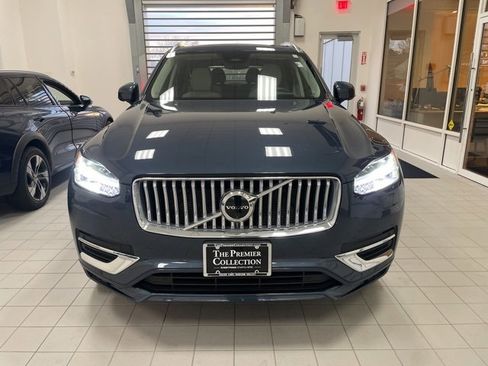 Certified 2024 Volvo XC90 B6 Ultimate w/ Protection Package image 6