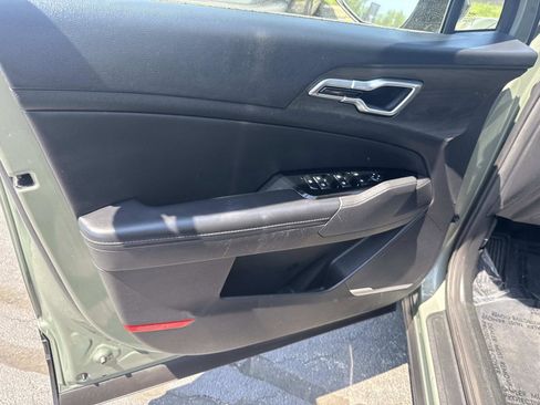 Used 2023 Kia Sportage X-Line w/ X-Line Premium Package AWD/4WD image 18