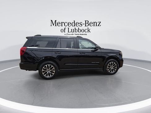 Used 2025 Ford Expedition Platinum AWD/4WD image 9