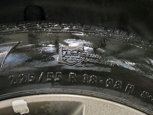 Used 2016 Jeep Cherokee 75th Anniversary image 27