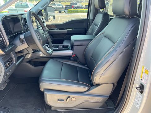 New 2026 Ford F250 Lariat w/ Black Appearance Package AWD/4WD image 13