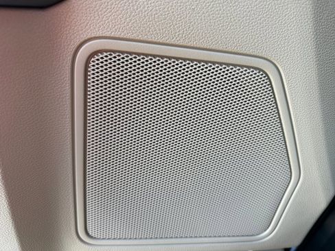 Used 2018 Ford F250 XLT w/ XLT Premium Package image 24