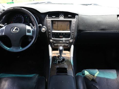 Used 2011 Lexus IS 350 w/ Premium Pkg Value Edition RWD image 2