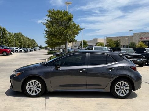 Used 2026 Toyota Corolla SE FWD image 9