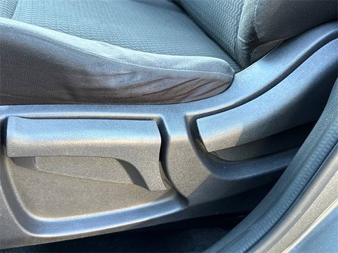 Used 2017 Nissan Rogue Sport S w/ S Appearance Package image 20