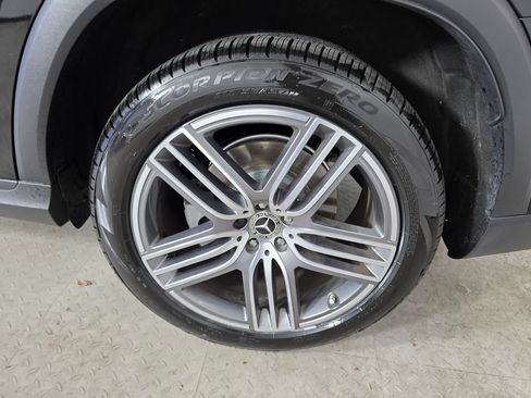Certified 2024 Mercedes-Benz GLS 450 4MATIC image 19