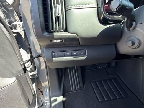 New 2026 Nissan Pathfinder Platinum AWD/4WD image 30