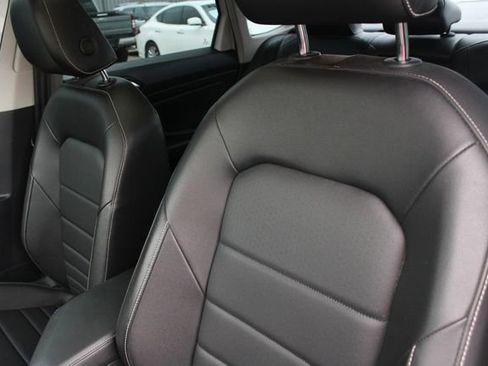 Used 2022 Volkswagen Jetta SE FWD image 5