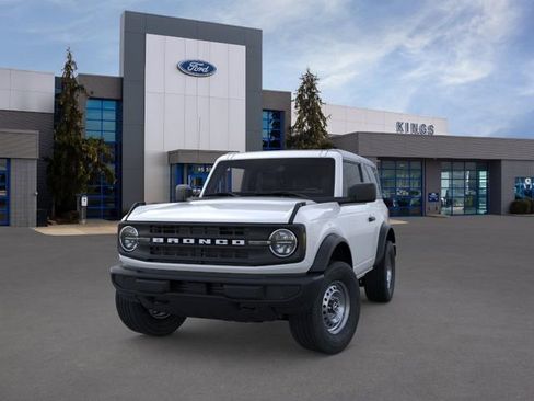 New 2026 Ford Bronco 2-Door AWD/4WD image 2