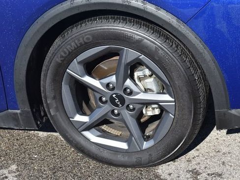 Certified 2025 Kia K4 FWD image 12