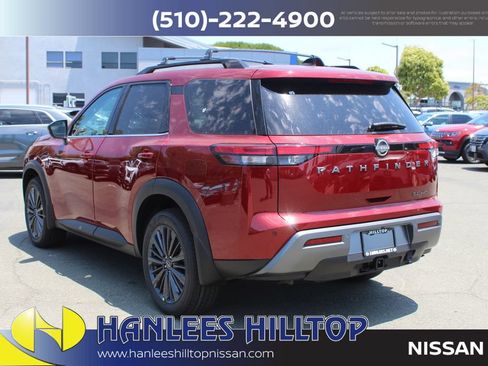 New 2026 Nissan Pathfinder SL w/ SL Premium Package AWD/4WD image 9