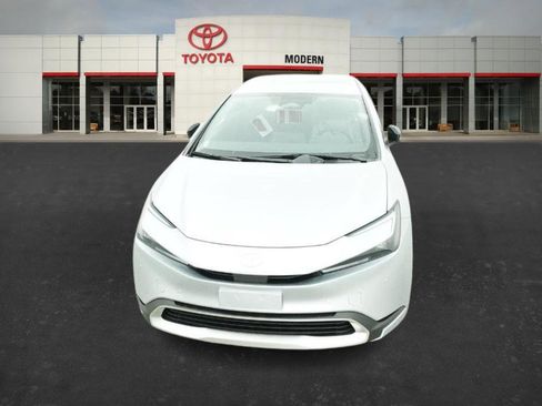 New 2026 Toyota Prius Plug-In Hybrid image 2