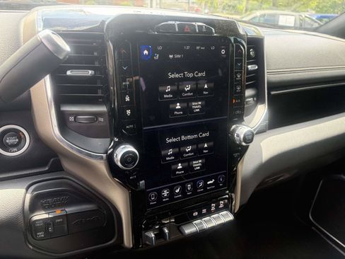 Used 2019 RAM 2500 Laramie AWD/4WD image 12