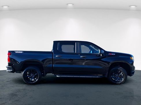 Used 2021 Chevrolet Silverado 1500 Custom Trail Boss w/ Midnight Edition image 22
