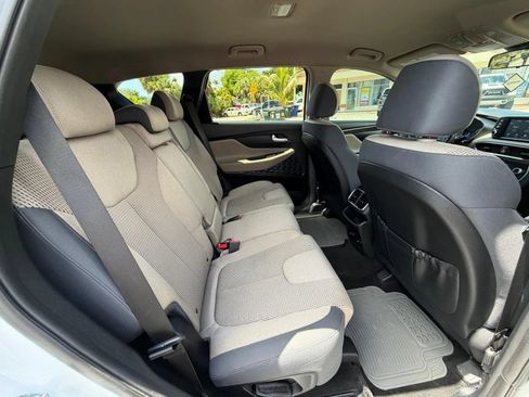 Used 2019 Hyundai Santa Fe SE AWD/4WD image 23